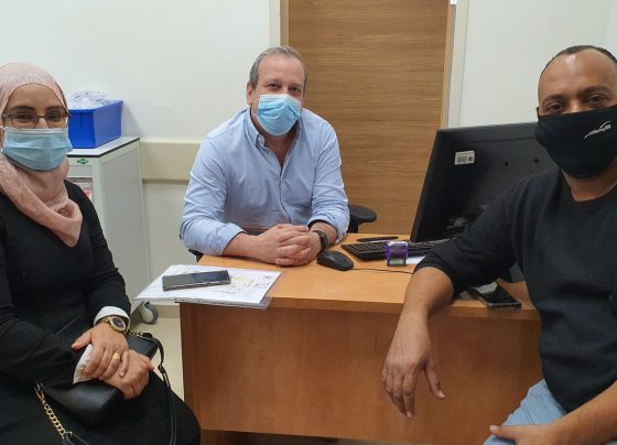 אמנה ומוחמד גאמל בביקורת השבוע אצל דר חיימוביץ במרפאה בהלל יפה