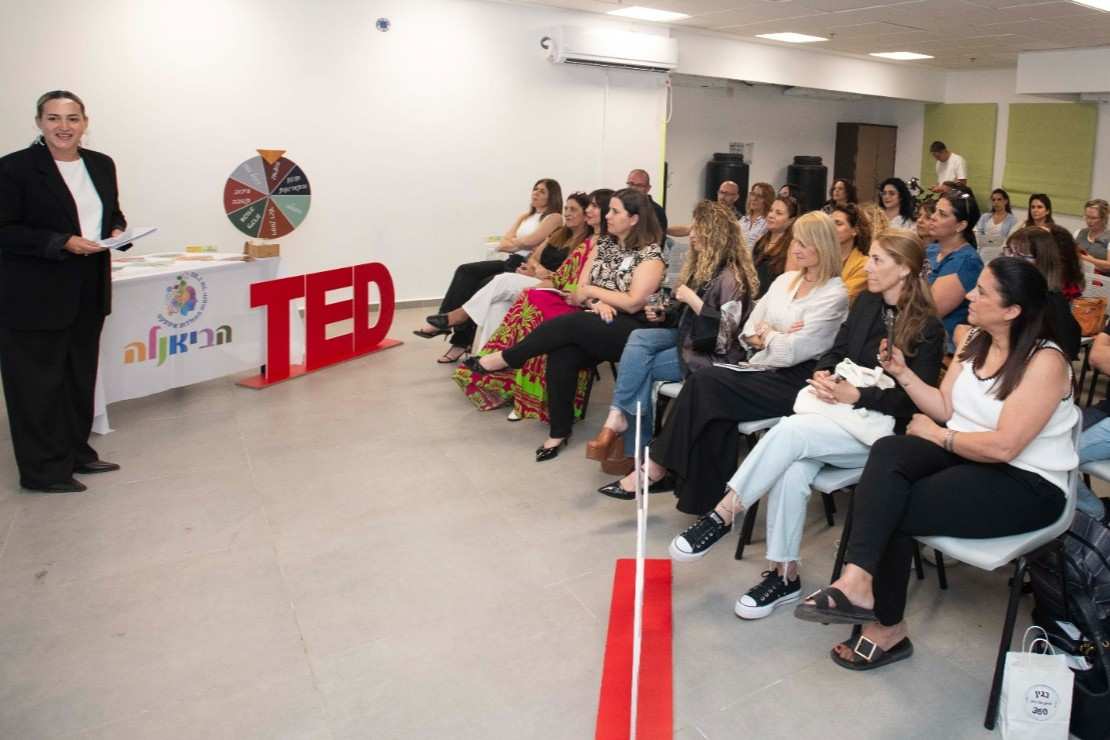 יוזמות חינוכיות מובילות וחדשניות. ארבעה בתי ספר מחדרה הציגו יוזמות פורצות דרך. צילום ערן ירדני. לע"מ