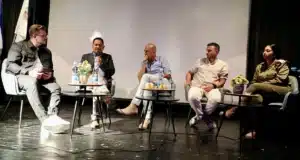 פאנל מרצים בארוע מכינות ושנות שירות