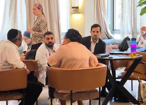 מפונים בבית מלון. קופת חולים מאוחדת מתגייסת