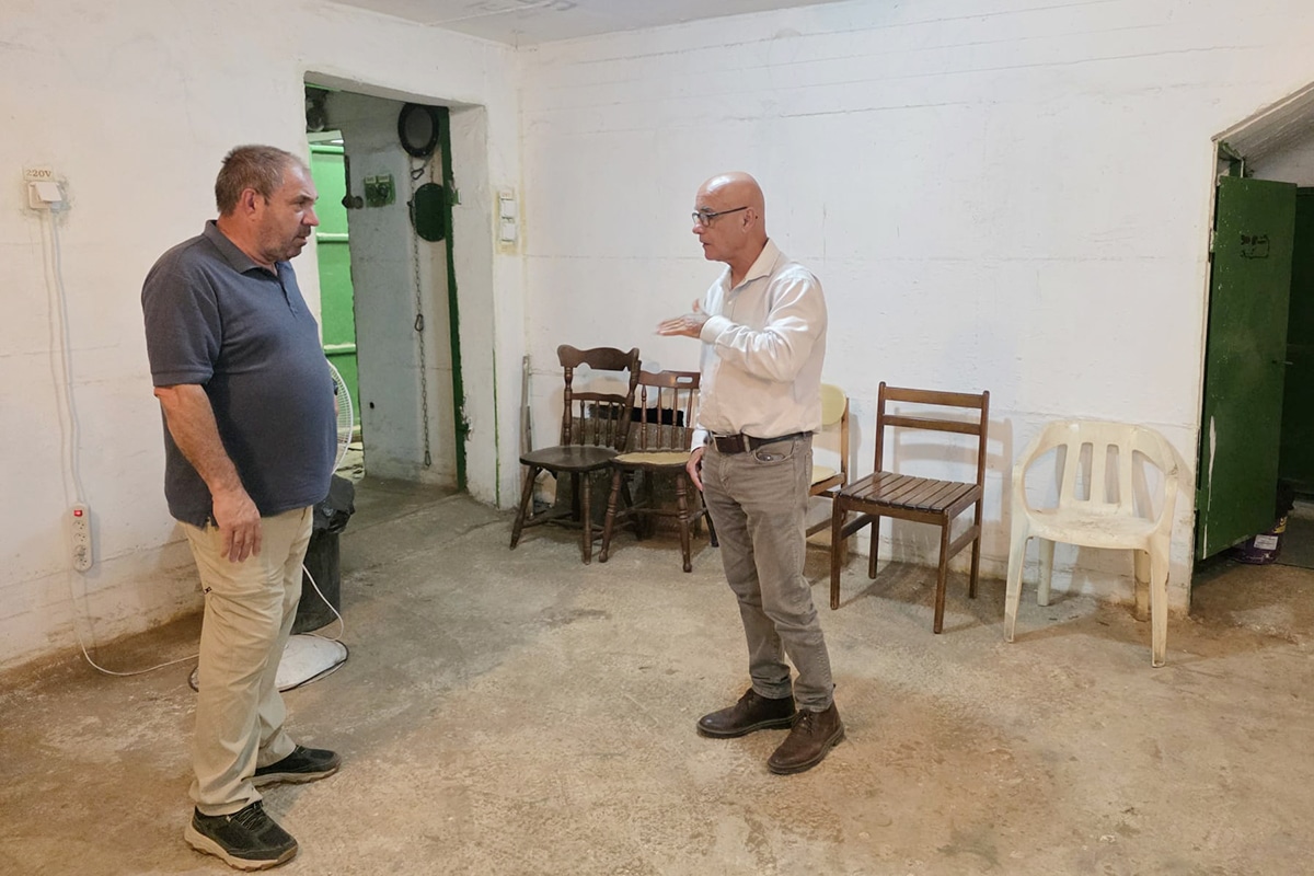 מקלטים ציבוריים בפרדס חנה