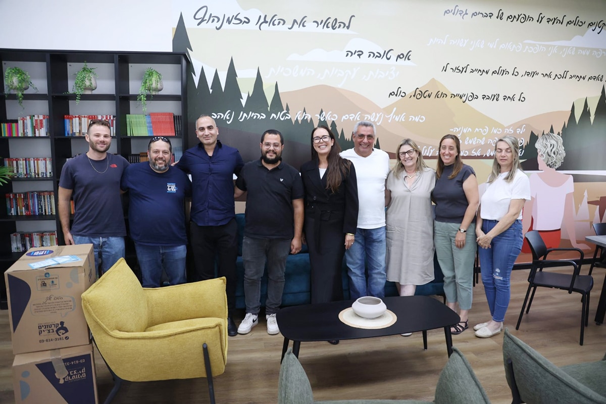 ערכות הפגה חולקו בפנימיית הפרדס