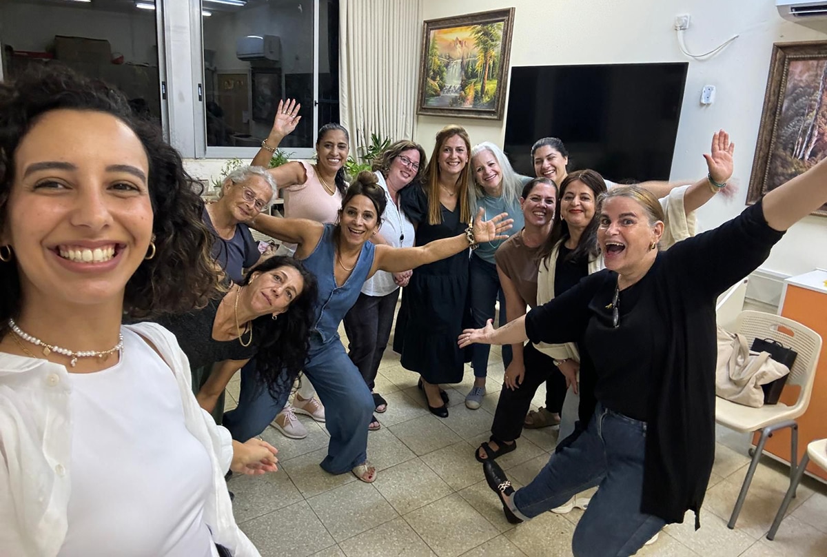 אם לאם-ליווי תומך לאמהות צעירות