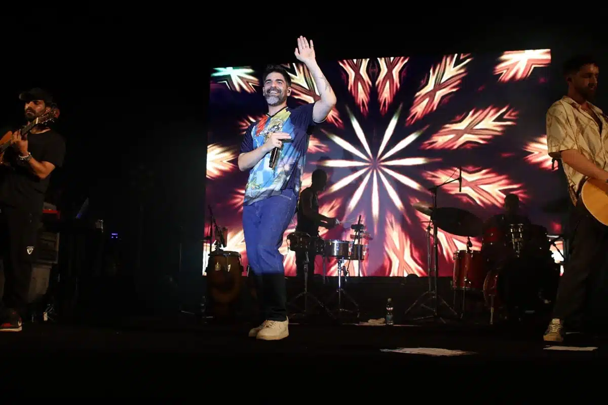 רותם כהן בחג האהבה בחדרה