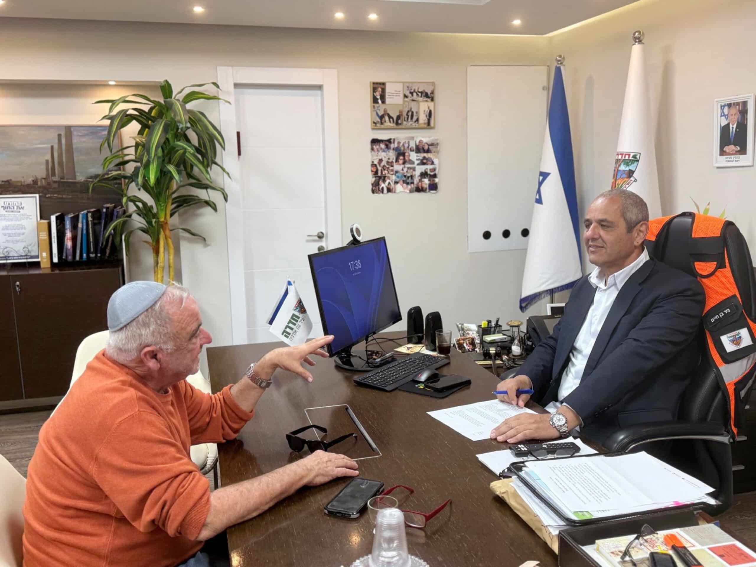 ניר בן חיים חדרה מצב ביטחוני בראיון מיוחד