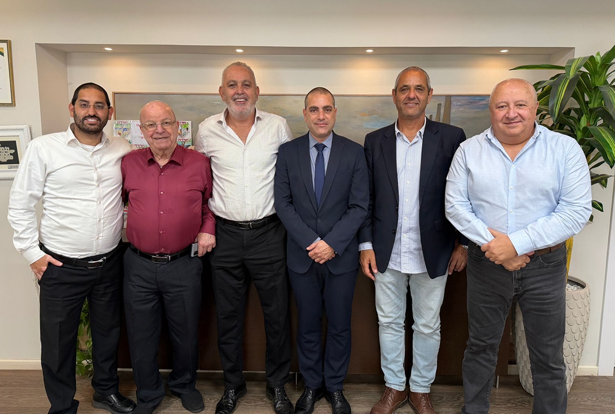 אופיר כץ בחדרה. מיגון המרכז הרפואי הלל יפה