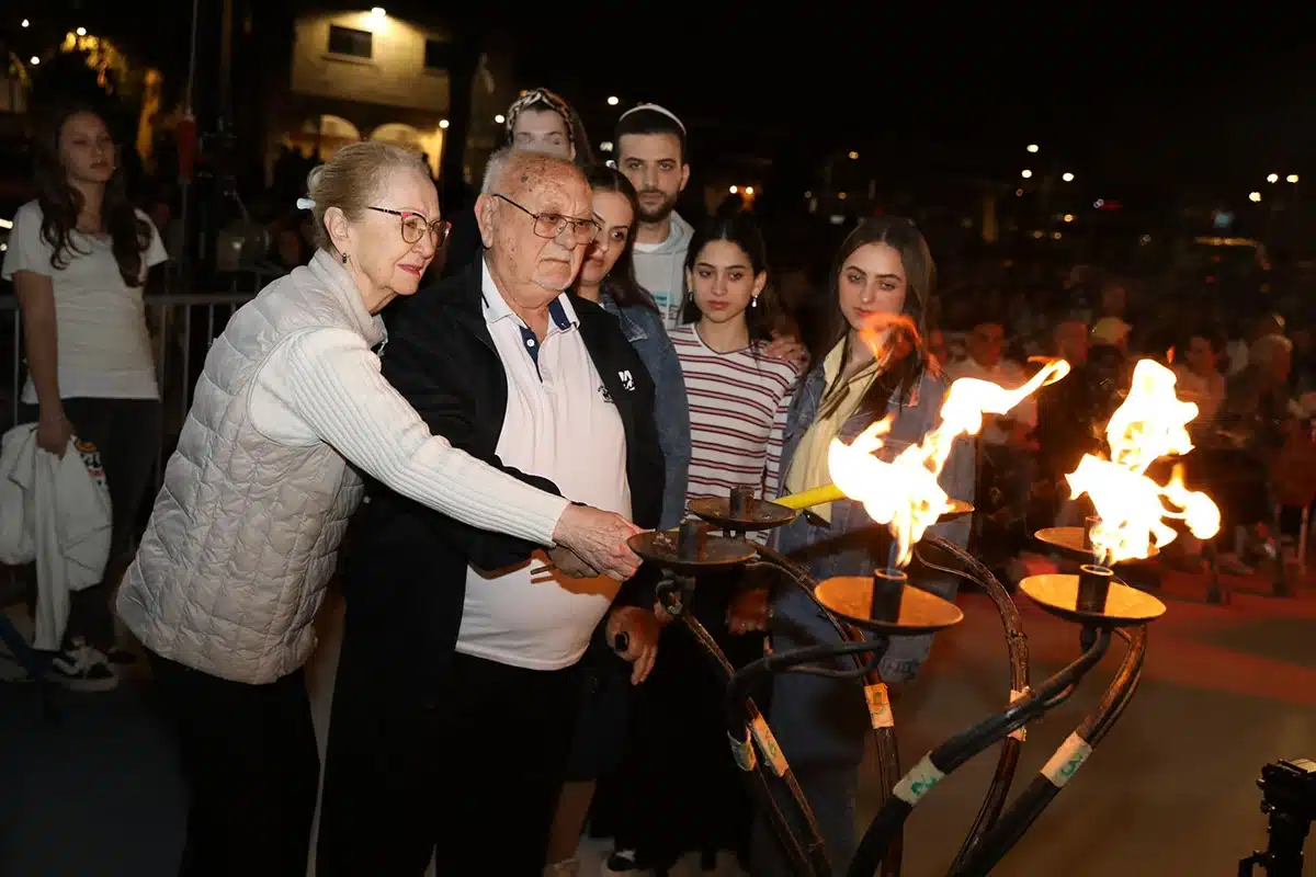 חדרה זוכרת: עצרת יום הזיכרון לשואה ולגבורה תשפ"ו